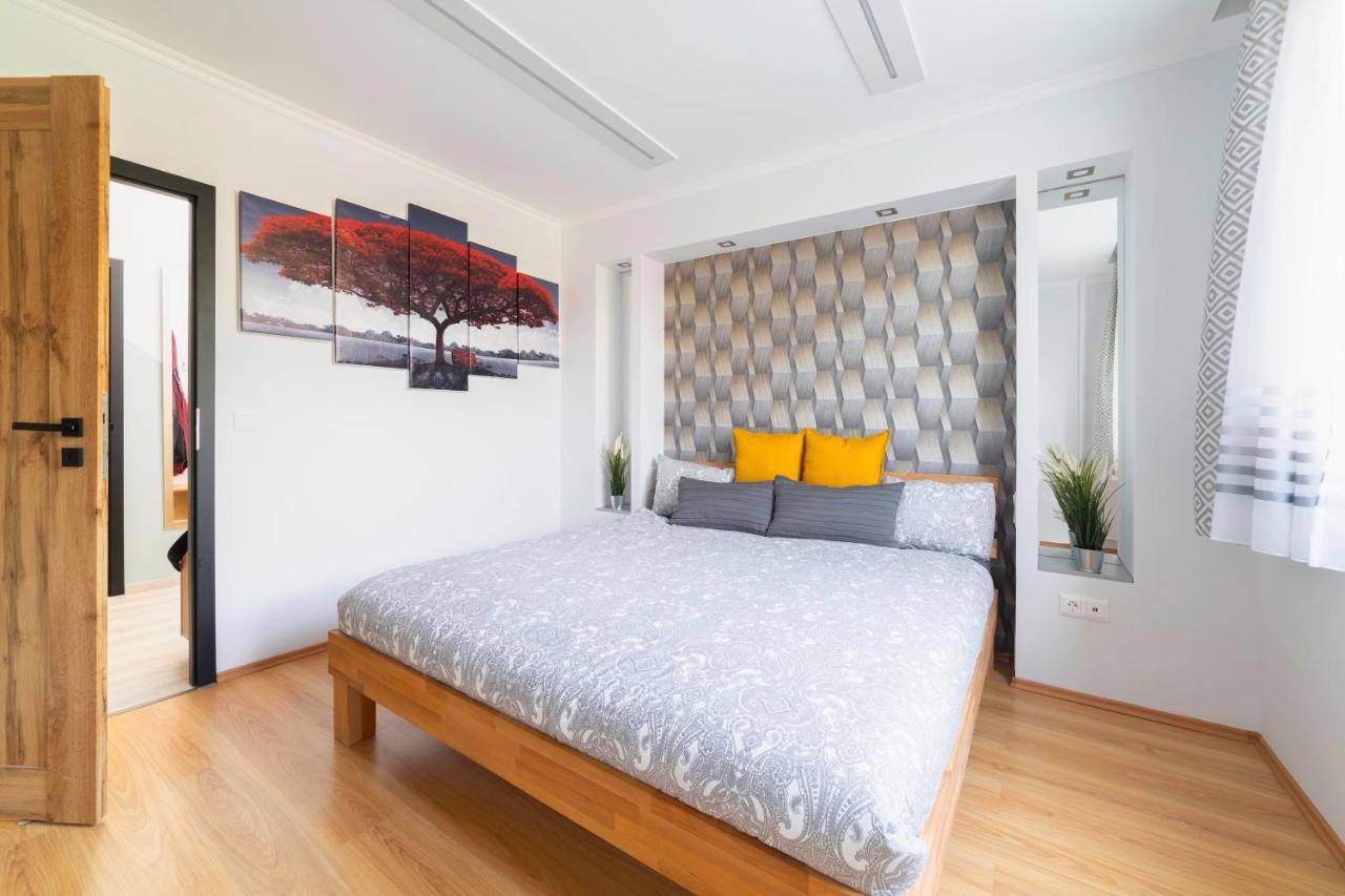 Comfort 66 - Real-Life 3-Room Family Stay With 4 Beds Miskolc Exterior photo