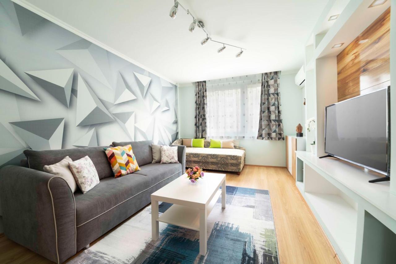 Comfort 66 - Real-Life 3-Room Family Stay With 4 Beds Miskolc Exterior photo
