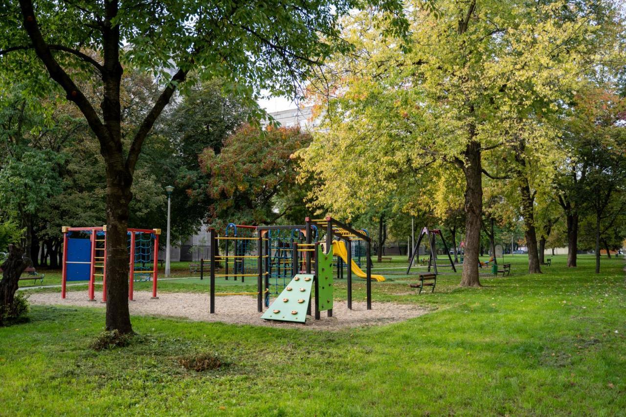 Comfort 66 - Real-Life 3-Room Family Stay With 4 Beds Miskolc Exterior photo